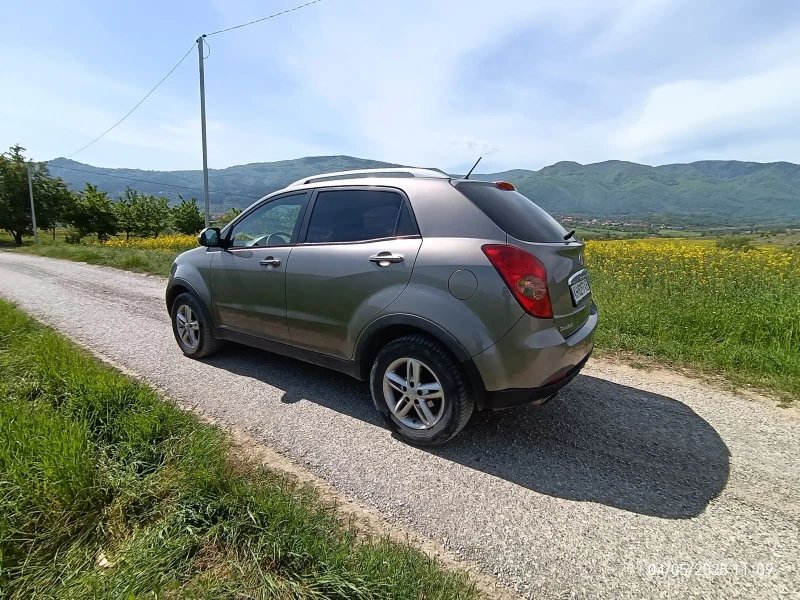 SsangYong Korando  Е-HDi 2.0D, снимка 4 - Автомобили и джипове - 52031128