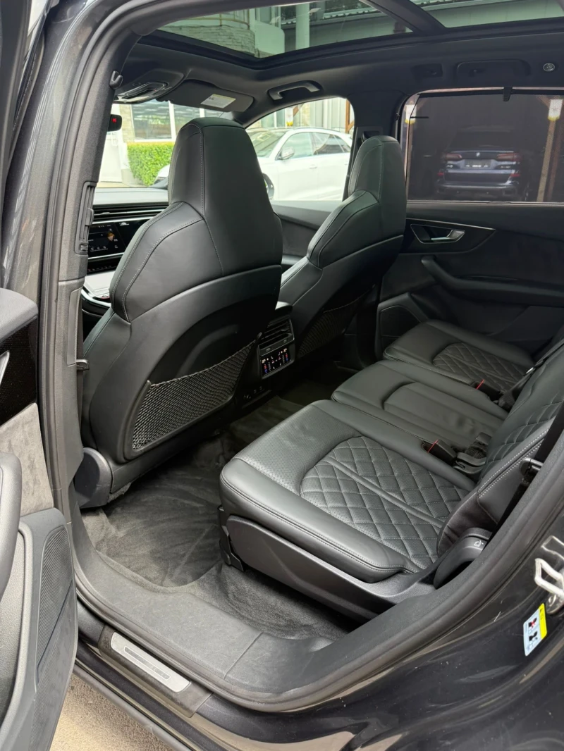 Audi SQ7 4.0TFSI Technik, снимка 14 - Автомобили и джипове - 50617924