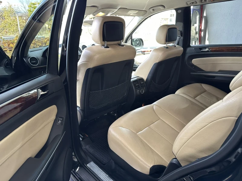 Mercedes-Benz GL 320, снимка 7 - Автомобили и джипове - 52341597