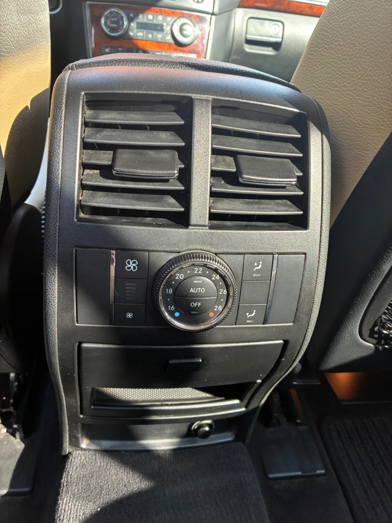 Mercedes-Benz GL 320, снимка 10 - Автомобили и джипове - 52341597