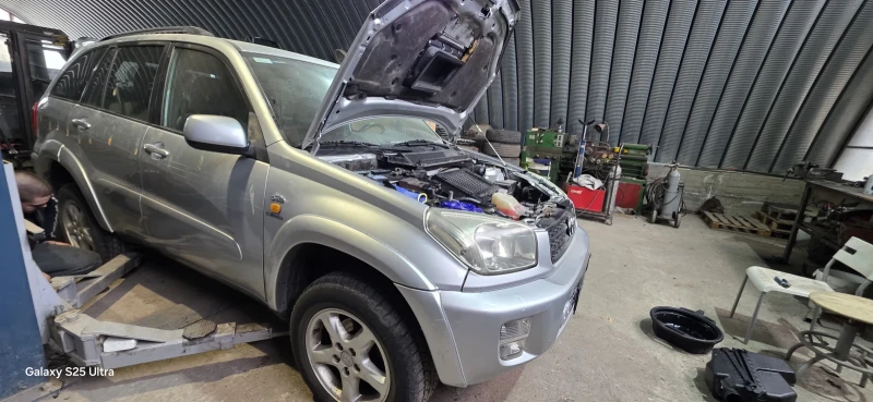 Toyota Rav4 2 0d4d, снимка 2 - Автомобили и джипове - 52572250