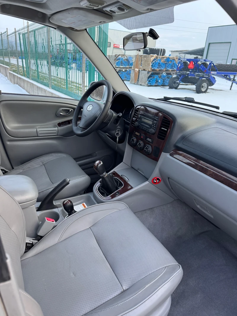 Suzuki Grand vitara Xl7. Ръчка. 4х4. Клима 2.7, снимка 11 - Автомобили и джипове - 53191699