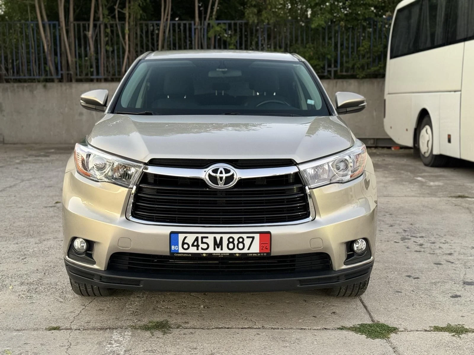 Toyota Highlander LE - изображение 3