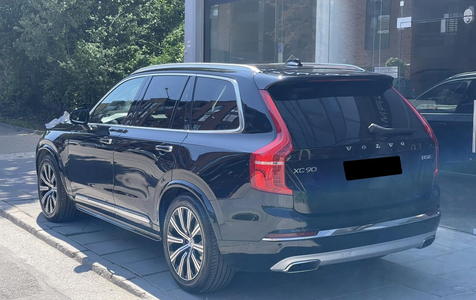 Volvo Xc90 B5 AWD Plus Bright - изображение 2
