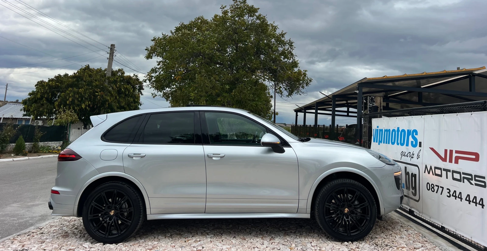 Porsche Cayenne 4.2TDI GTS-PAKET/PANORAMA/LED/FULL/MAX/UNIKAT - изображение 6