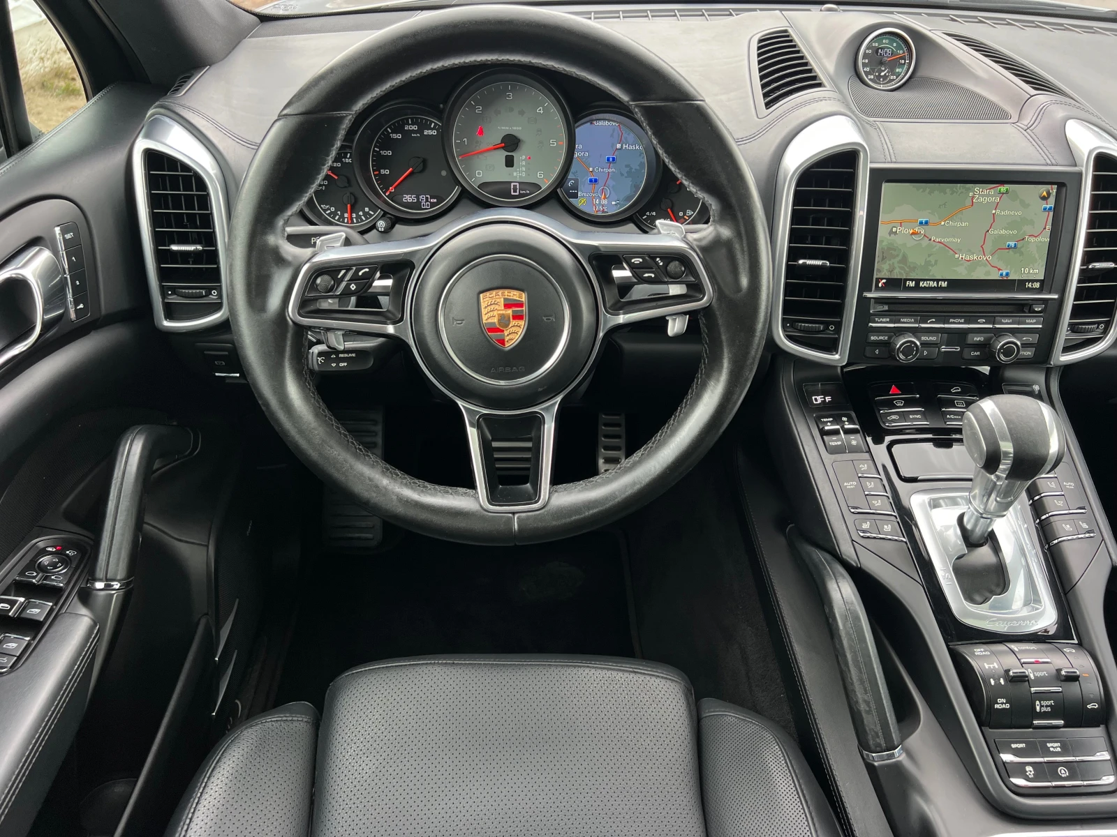 Porsche Cayenne 4.2TDI GTS-PAKET/PANORAMA/LED/FULL/MAX/UNIKAT | Mobile.bg   15