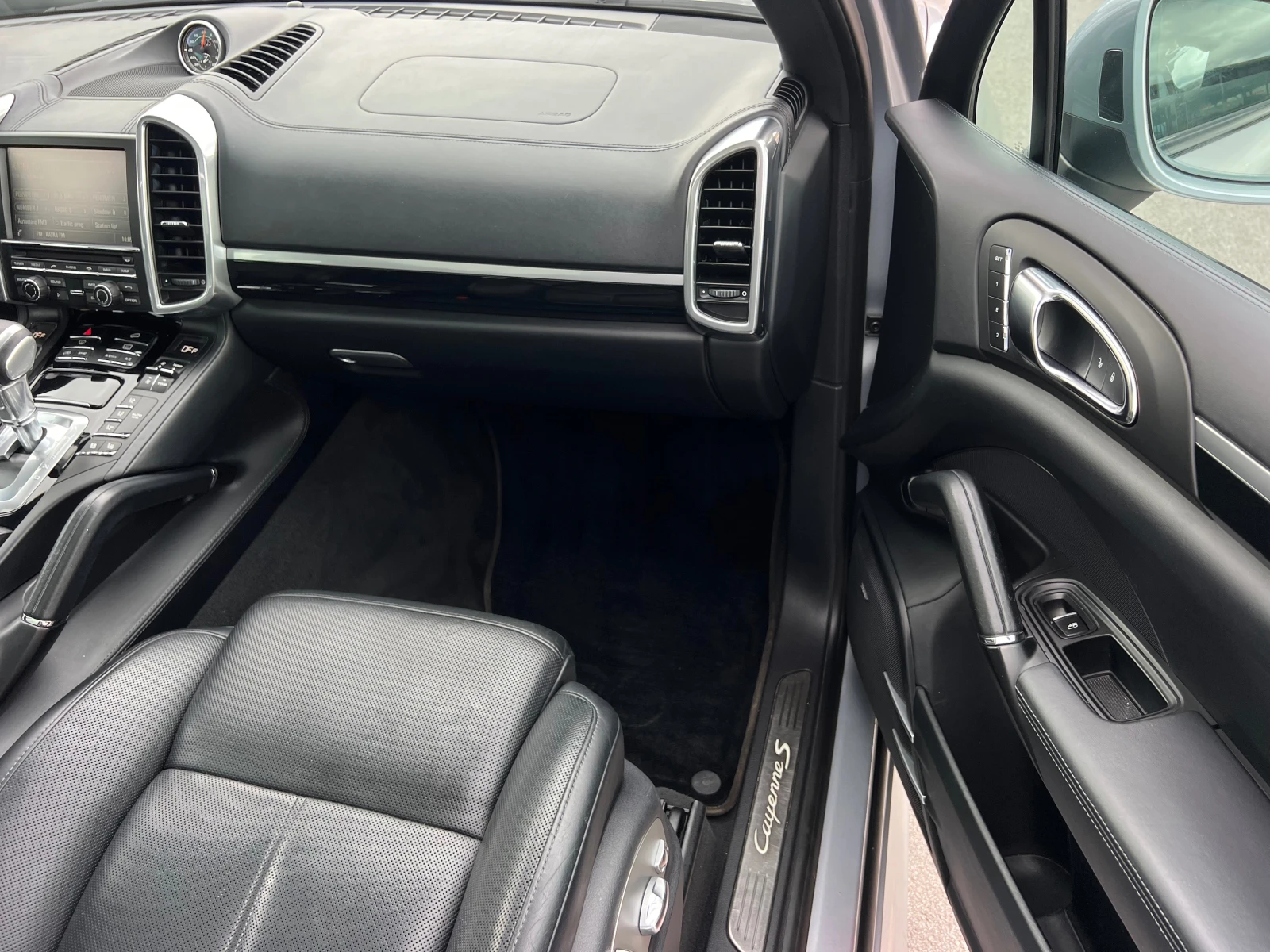 Porsche Cayenne 4.2TDI GTS-PAKET/PANORAMA/LED/FULL/MAX/UNIKAT | Mobile.bg   12