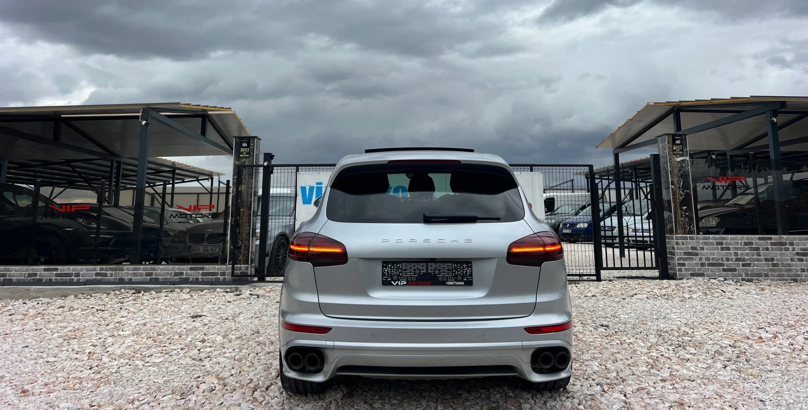 Porsche Cayenne 4.2TDI GTS-PAKET/PANORAMA/LED/FULL/MAX/UNIKAT - изображение 8
