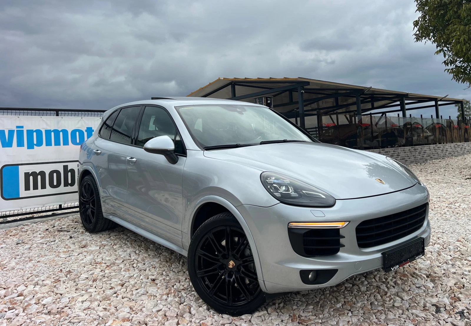 Porsche Cayenne 4.2TDI GTS-PAKET/PANORAMA/LED/FULL/MAX/UNIKAT - изображение 5
