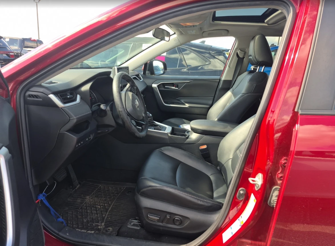 Toyota Rav4 XLE - изображение 5