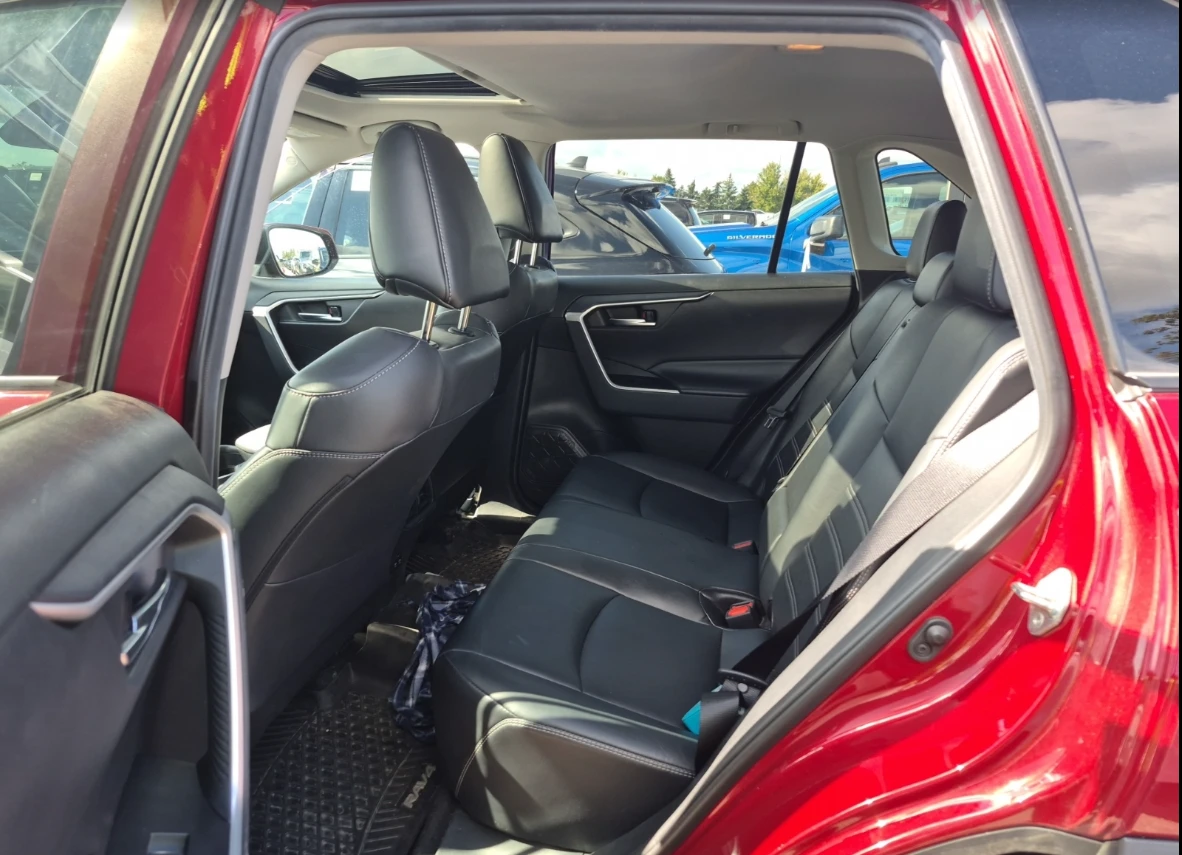 Toyota Rav4 XLE - изображение 10