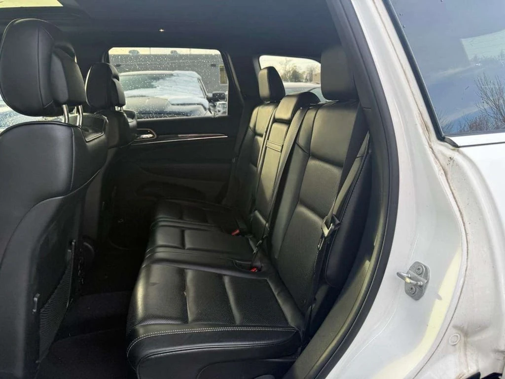 Jeep Grand cherokee 2017 Overland * CARFAX * БЕЗ ПЪРВОНАЧАЛНА ВНОСКА - изображение 9