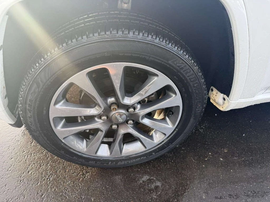 Jeep Grand cherokee 2017 Overland * CARFAX * БЕЗ ПЪРВОНАЧАЛНА ВНОСКА - изображение 4