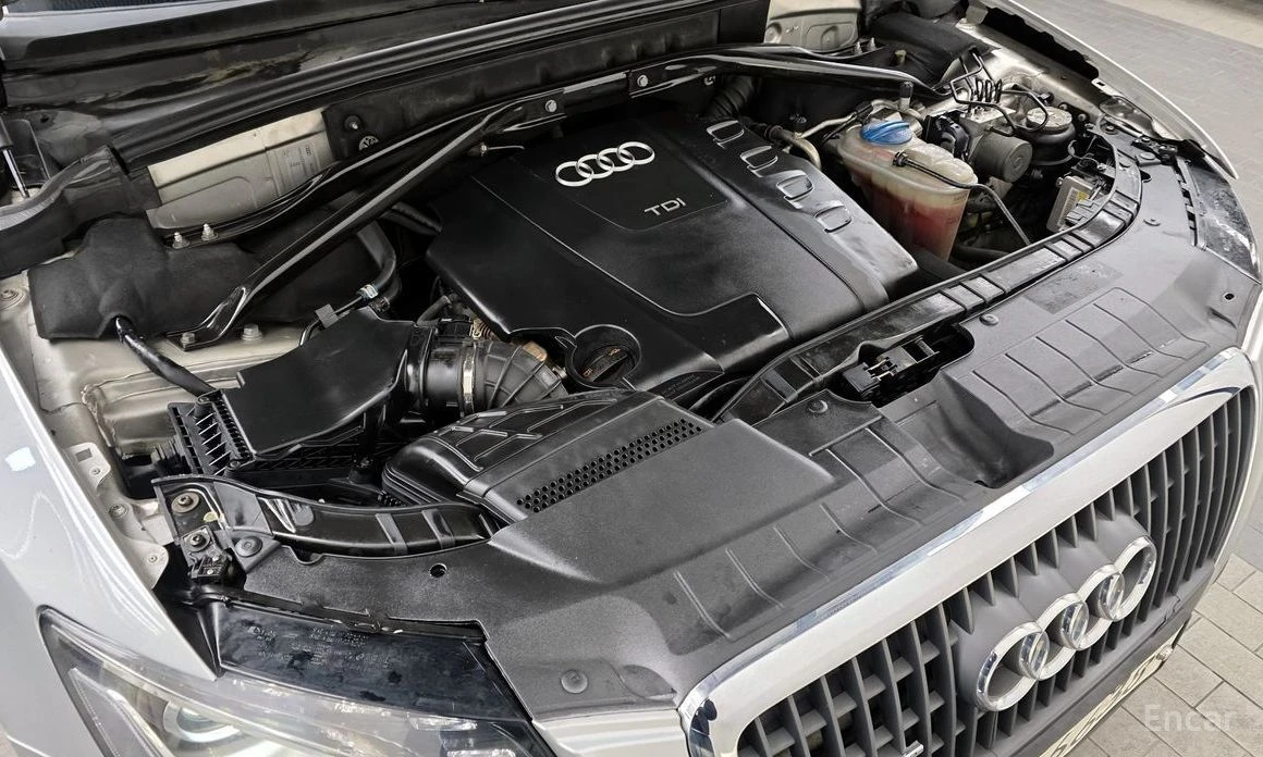 Audi Q5, снимка 6 - Автомобили и джипове - 53809179