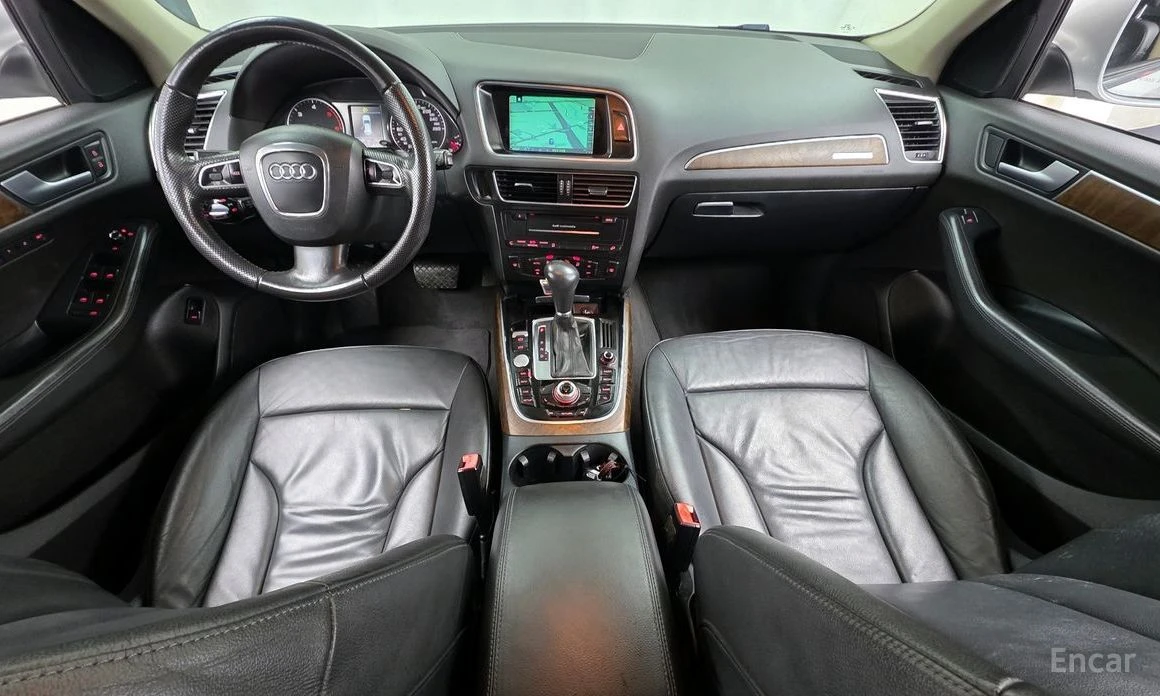 Audi Q5, снимка 7 - Автомобили и джипове - 53809179