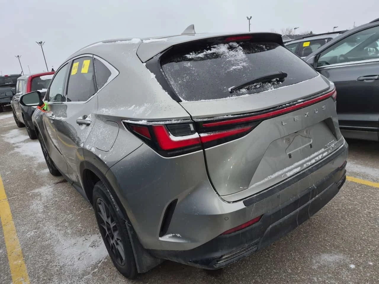 Lexus NX PREMIUM /CARFAX/Обдух/Подгрев/Пано/2 ключа, снимка 4 - Автомобили и джипове - 53962565