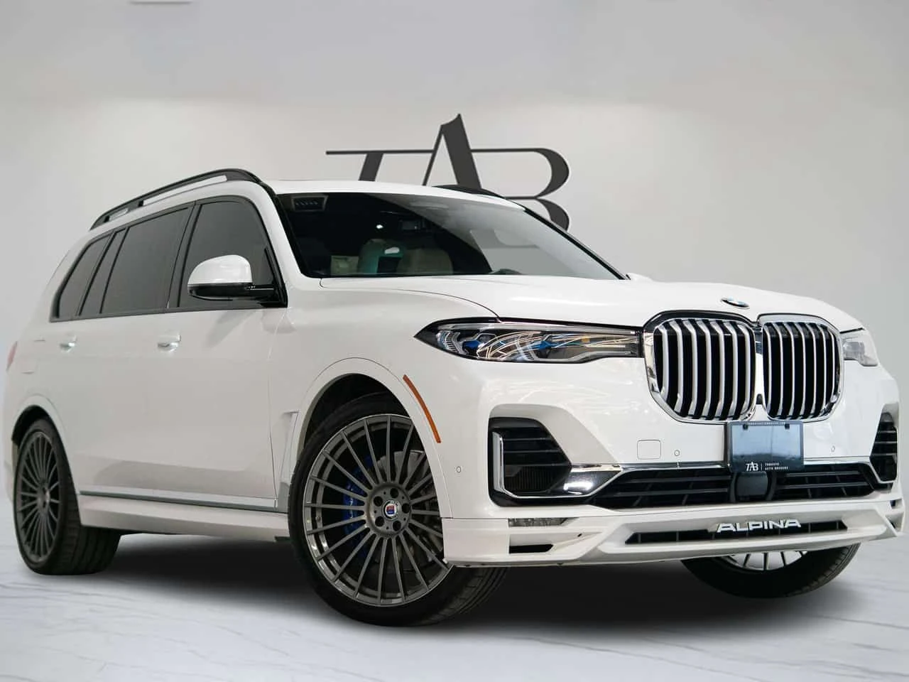 BMW X7 * M50i * ALPINA XB7 | PREMIUM | DISTRONIC | 360, снимка 2 - Автомобили и джипове - 54454669