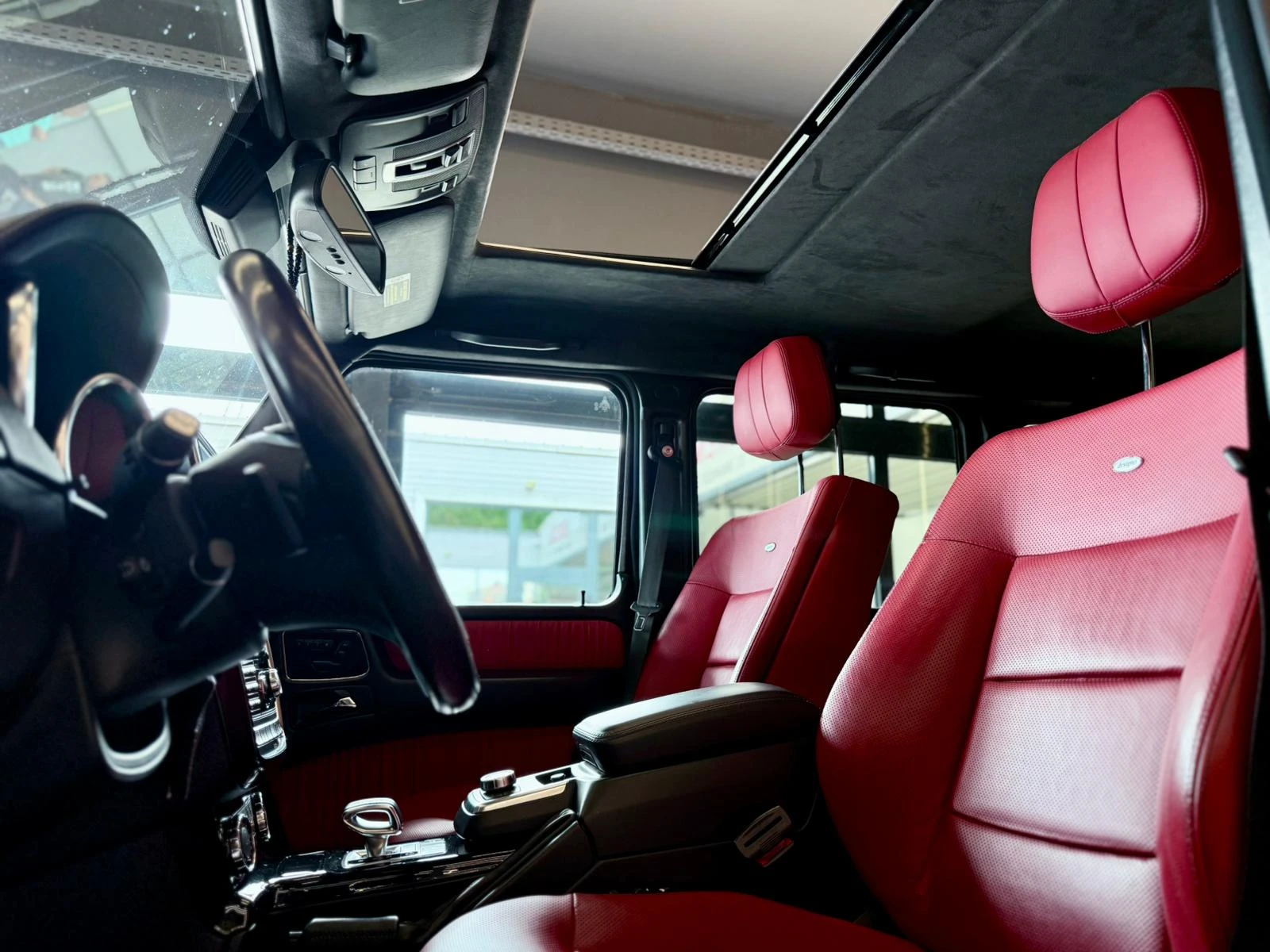 Mercedes-Benz G 63 AMG Designo* Full* Подгрев* Обдух* Лизинг, снимка 8 - Автомобили и джипове - 54703502