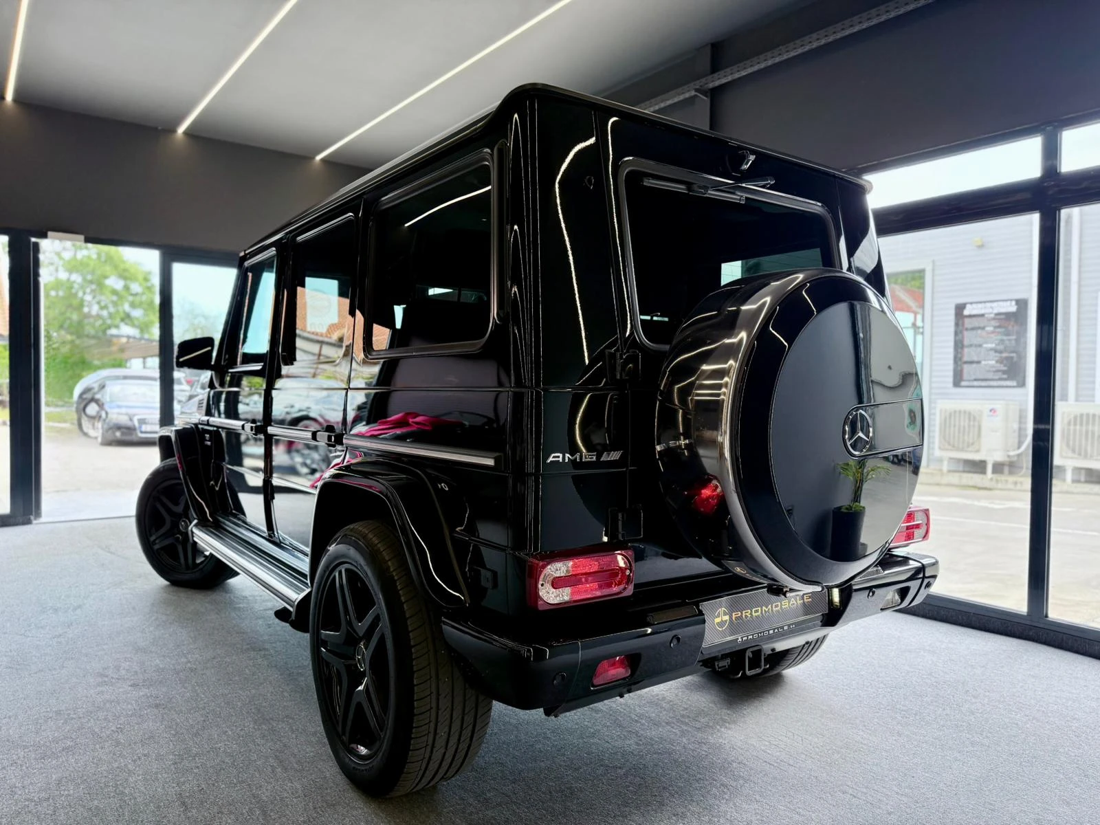 Mercedes-Benz G 63 AMG Designo* Full* Подгрев* Обдух* Лизинг, снимка 4 - Автомобили и джипове - 54703502