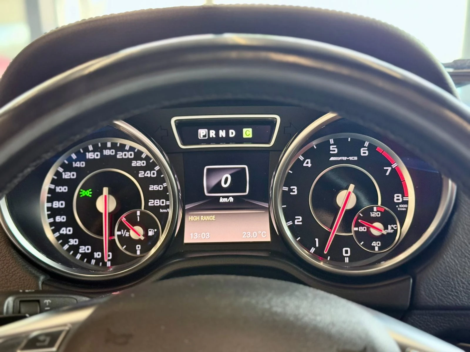 Mercedes-Benz G 63 AMG Designo* Full* Подгрев* Обдух* Лизинг, снимка 11 - Автомобили и джипове - 54703502