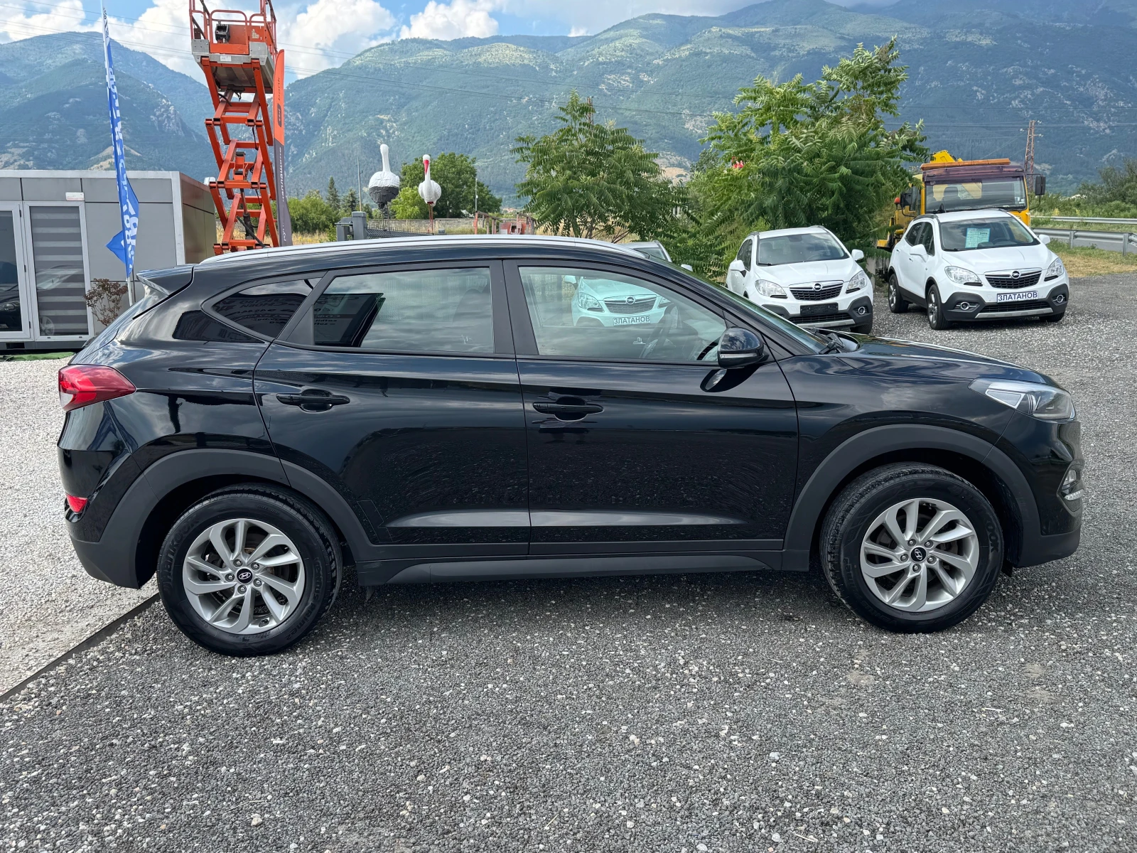 Hyundai Tucson 1.7 CRDI* Гаранция от 6 месеца* 150000Km.* , снимка 4 - Автомобили и джипове - 54992048