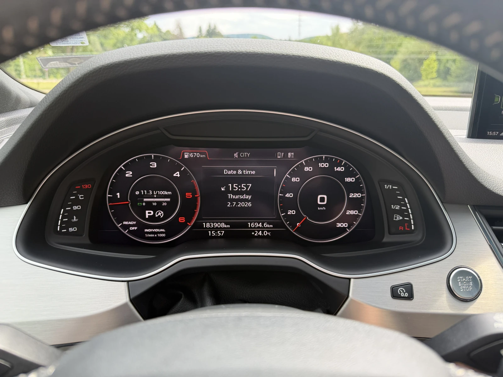 Audi Q7 Единствен собственик/FULL/Панорама/CarPlay, снимка 14 - Автомобили и джипове - 55149041