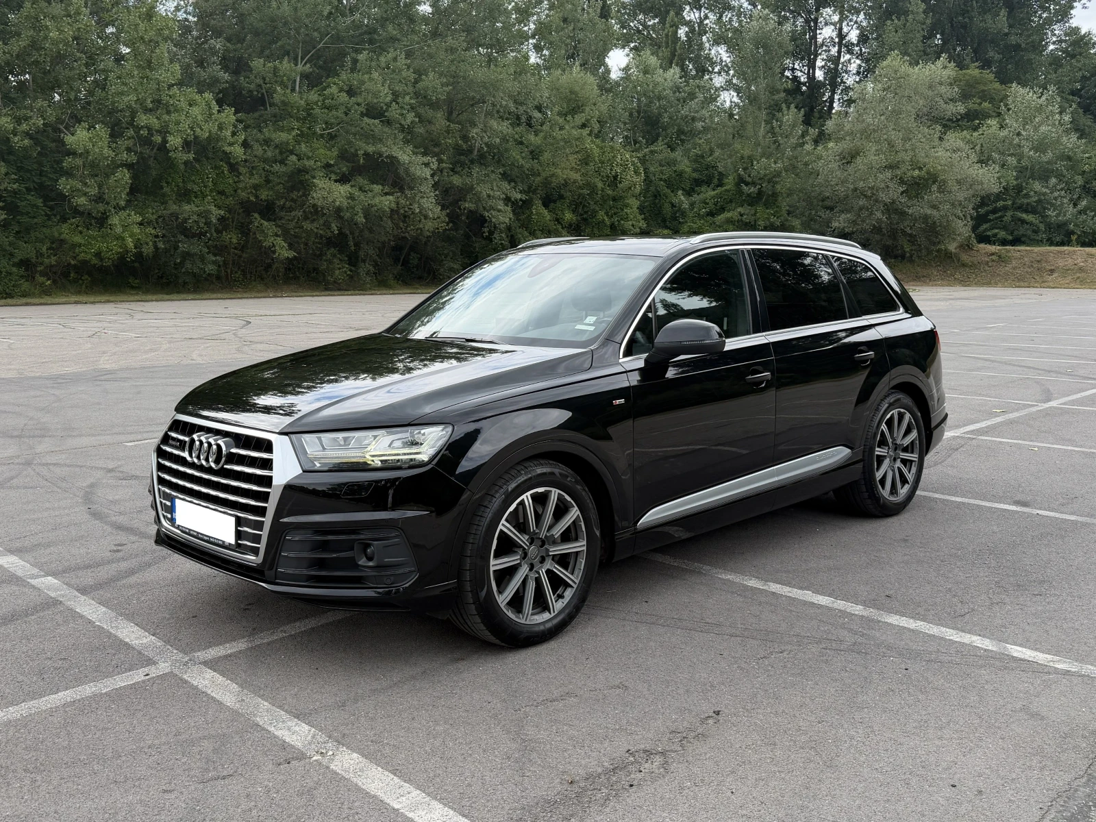 Audi Q7 Единствен собственик/FULL/Панорама/CarPlay, снимка 3 - Автомобили и джипове - 55149041