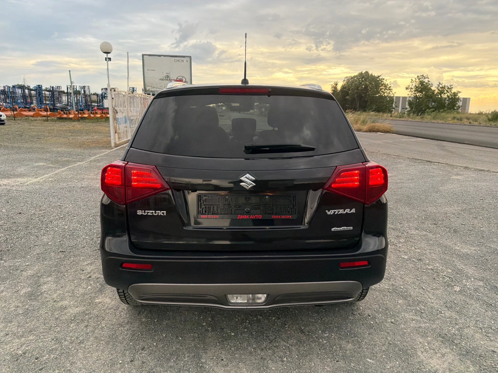 Suzuki Vitara 4X4 / БЕНЗИН / АВТОМАТИК / ЕВРО6 / FACELIFT / ЛЕД , снимка 6 - Автомобили и джипове - 55212737