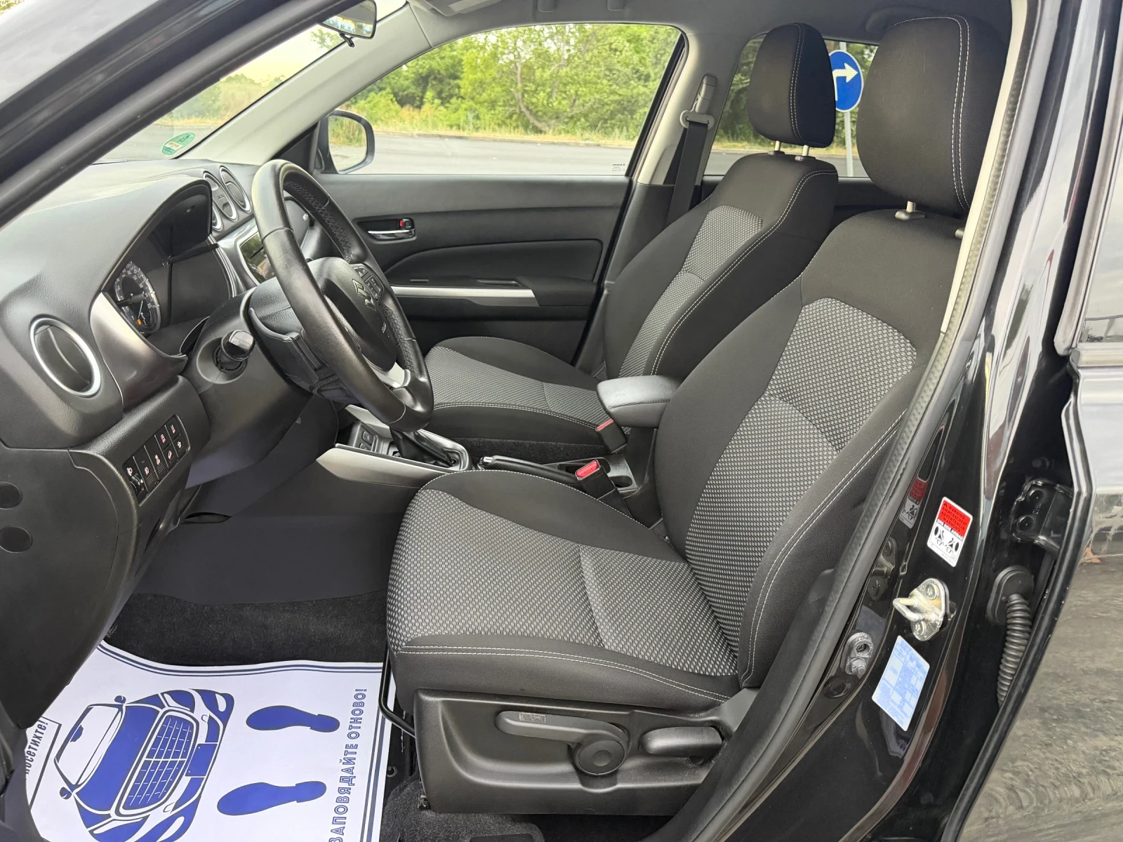 Suzuki Vitara 4X4 / БЕНЗИН / АВТОМАТИК / ЕВРО6 / FACELIFT / ЛЕД , снимка 13 - Автомобили и джипове - 55212737