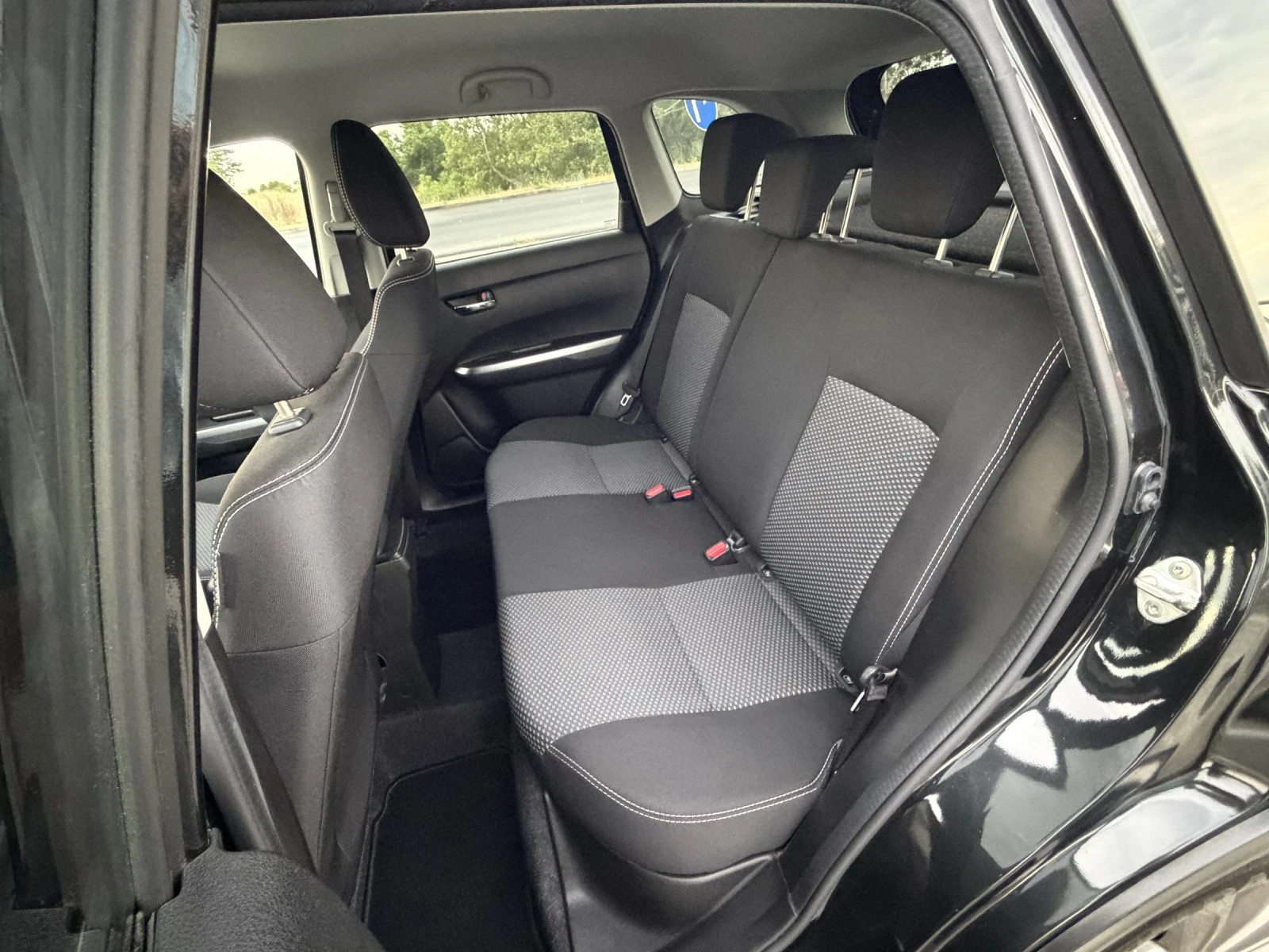 Suzuki Vitara 4X4 / БЕНЗИН / АВТОМАТИК / ЕВРО6 / FACELIFT / ЛЕД , снимка 12 - Автомобили и джипове - 55212737