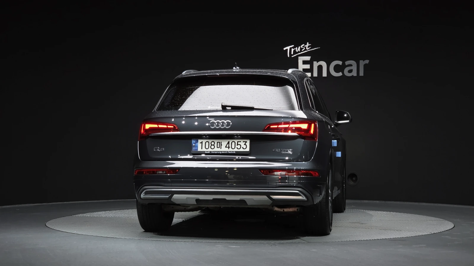 Audi Q5 45 TFSI quattro* BLIND SPOT* ЛЮК* КРАЙНА ЦЕНА, снимка 4 - Автомобили и джипове - 55984075