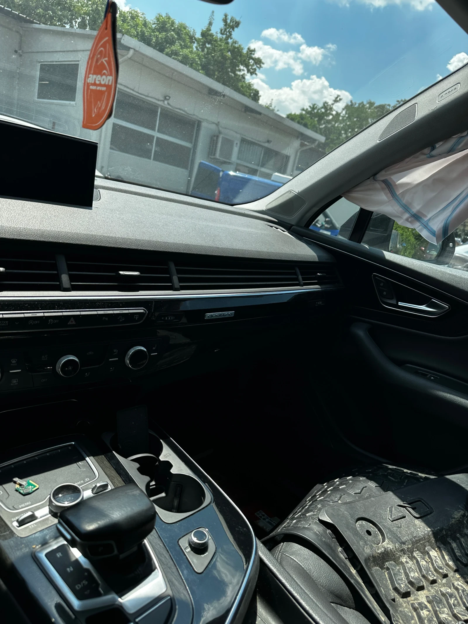 Audi Q7 Supercharged , снимка 14 - Автомобили и джипове - 56422093