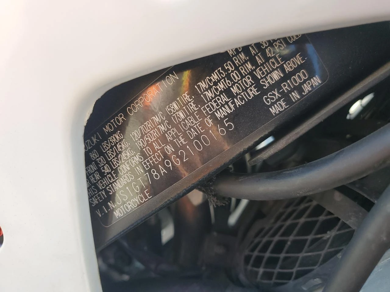 Suzuki Gsxr 1000/AKRAPOVIC/ЛИЗИНГ - изображение 9