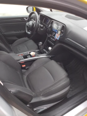 Renault Megane 1.3TCe 140 к.с, снимка 11