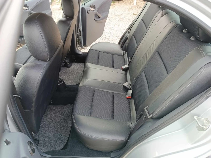 Rover Streetwise 1.4i-105k.c., снимка 10 - Автомобили и джипове - 52696167