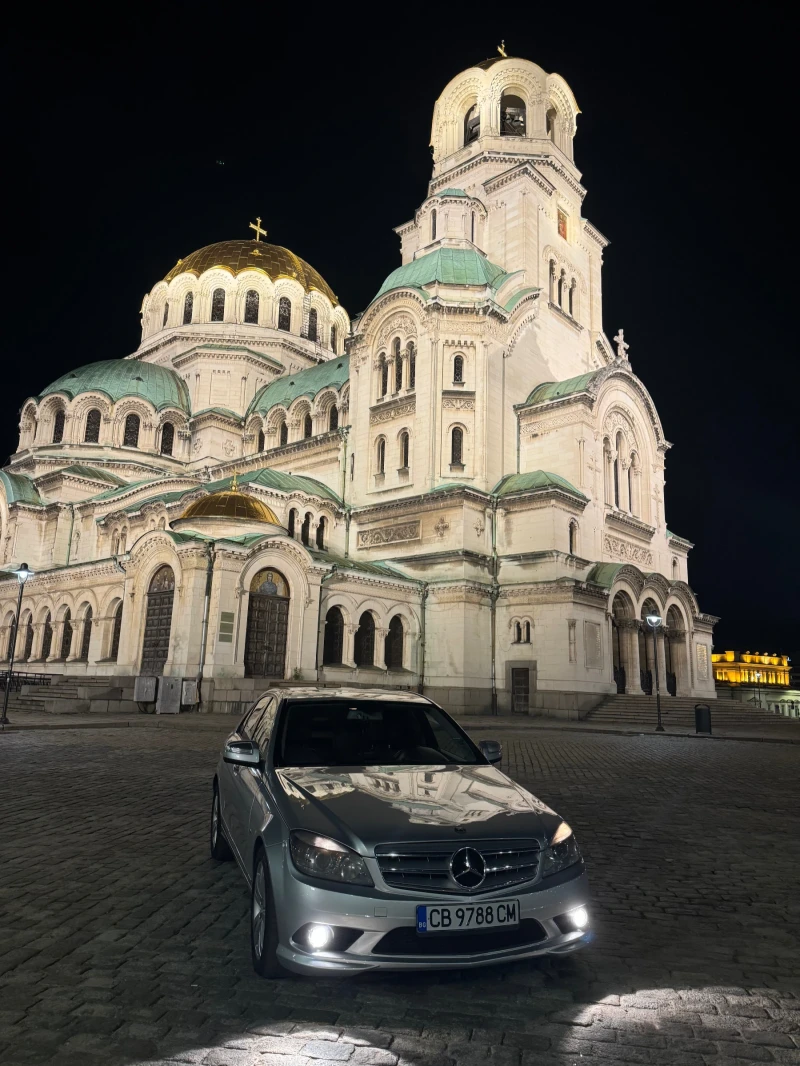 Mercedes-Benz C 320 CDI, снимка 15 - Автомобили и джипове - 47725333