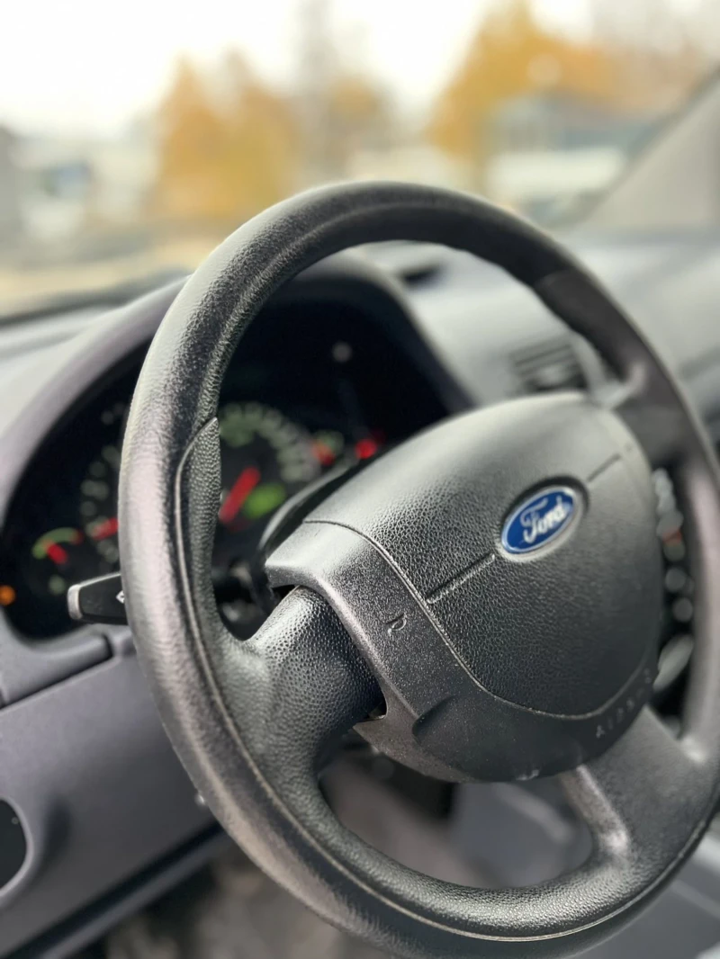 Ford Connect 8 местен макси, снимка 7 - Автомобили и джипове - 47981745