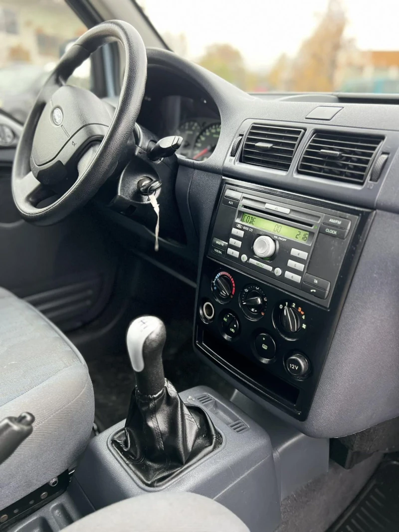 Ford Connect 8 местен макси, снимка 8 - Автомобили и джипове - 47981745