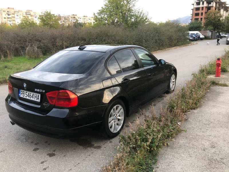 BMW 320, снимка 2 - Автомобили и джипове - 48701784