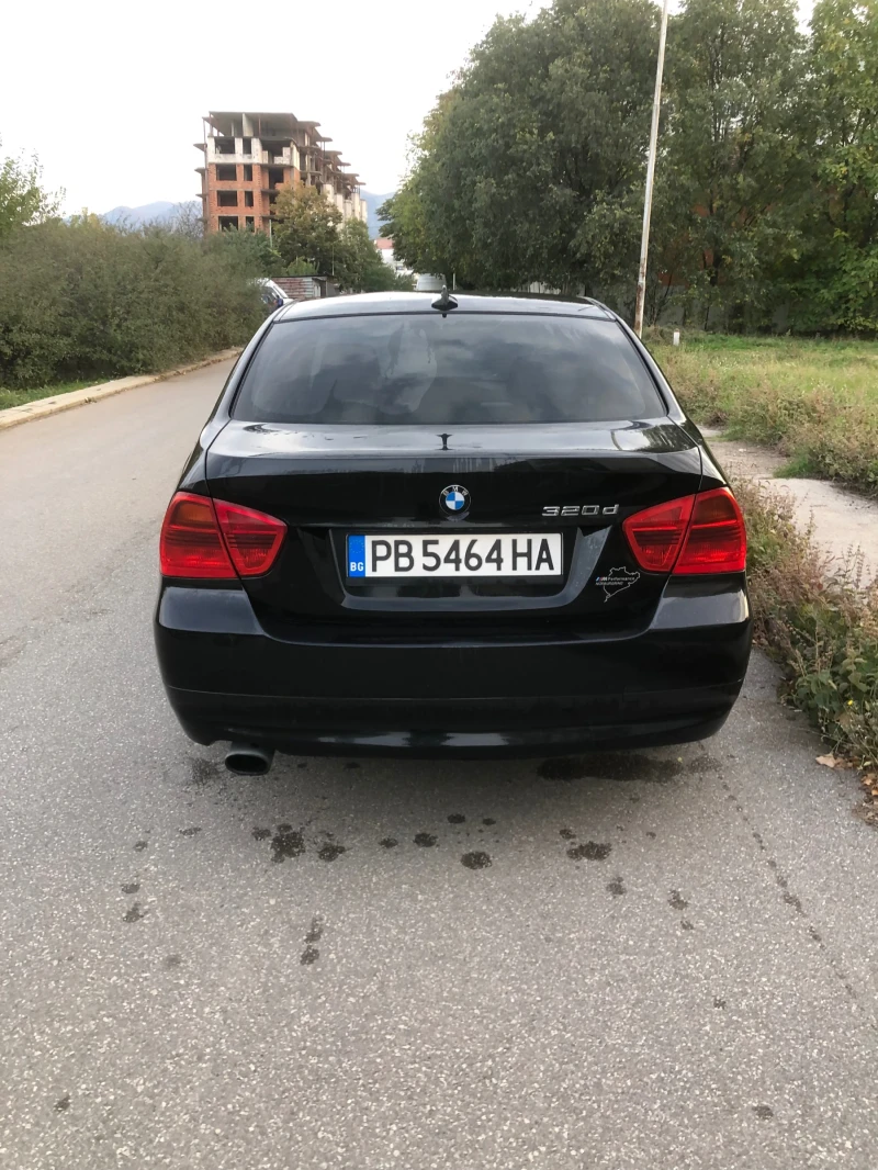 BMW 320, снимка 3 - Автомобили и джипове - 48701784