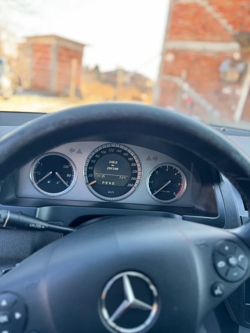 Mercedes-Benz C 220 OM646, снимка 9 - Автомобили и джипове - 48335341