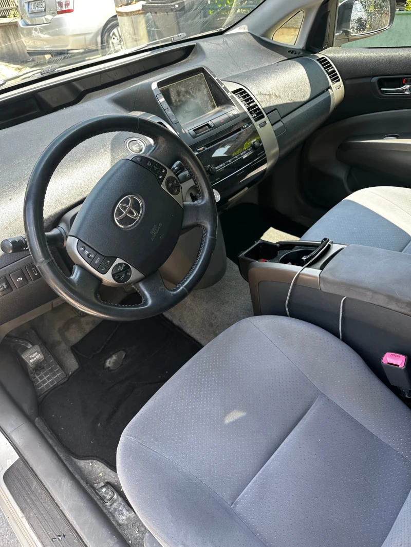 Toyota Prius, снимка 5 - Автомобили и джипове - 48433054