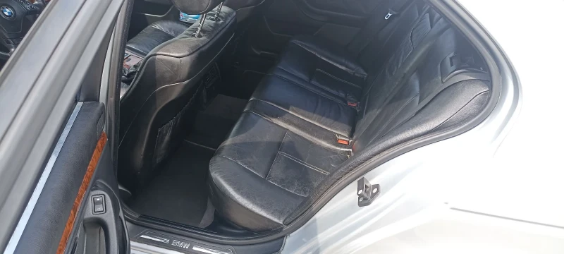 BMW 520, снимка 10 - Автомобили и джипове - 52477393