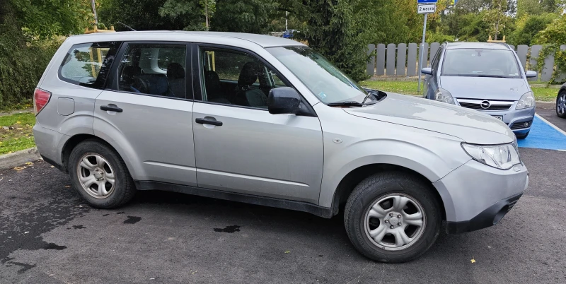 Subaru Forester, снимка 3 - Автомобили и джипове - 52112292