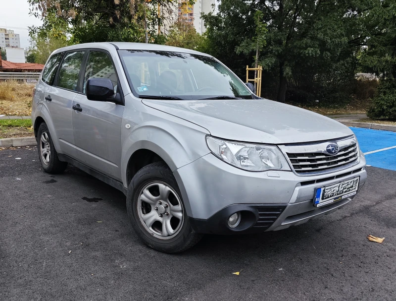 Subaru Forester, снимка 2 - Автомобили и джипове - 52112292
