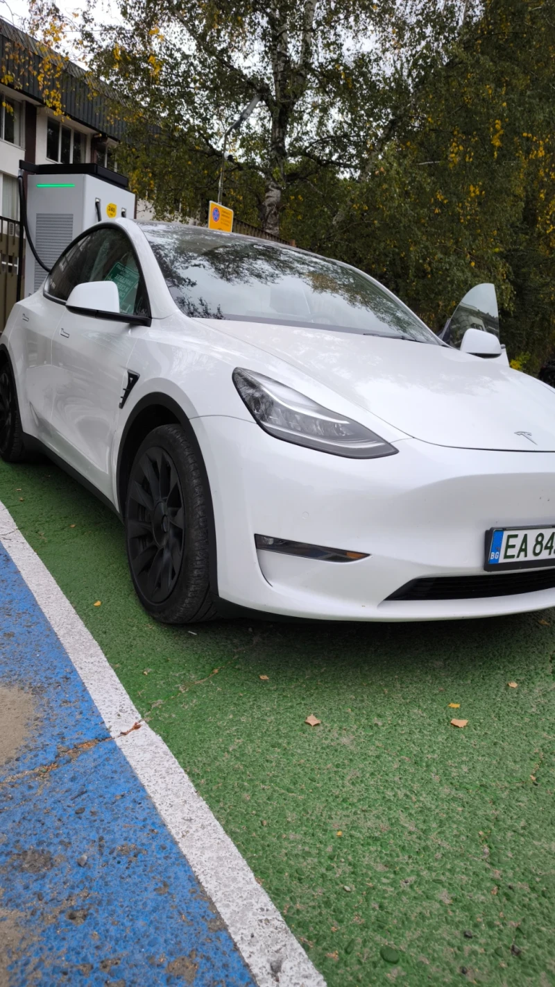 Tesla Model Y 4Х4 перформанс 7местна , снимка 4 - Автомобили и джипове - 52487722
