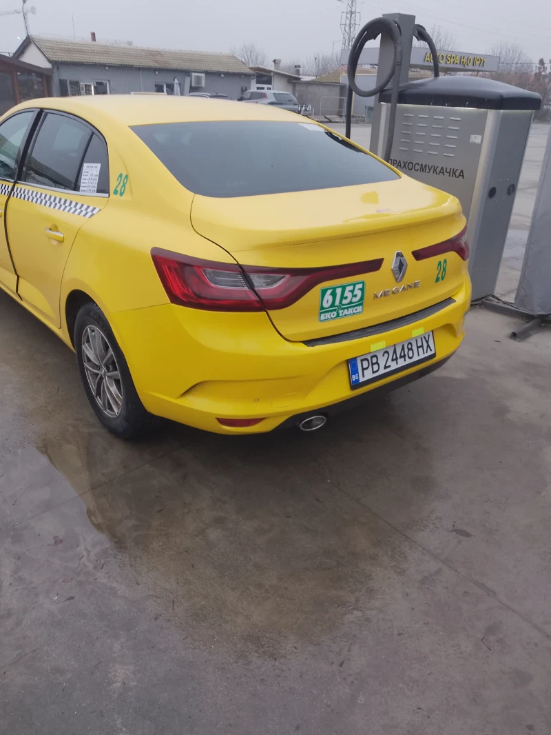Renault Megane 1.3TCe 140 к.с, снимка 16 - Автомобили и джипове - 52652802