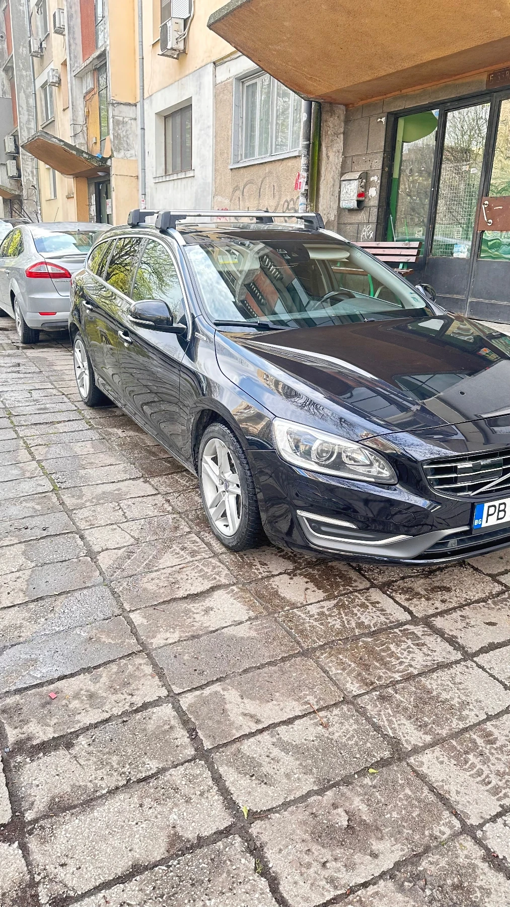 Volvo V60 D6 SUMMUM 283к.с. - изображение 2