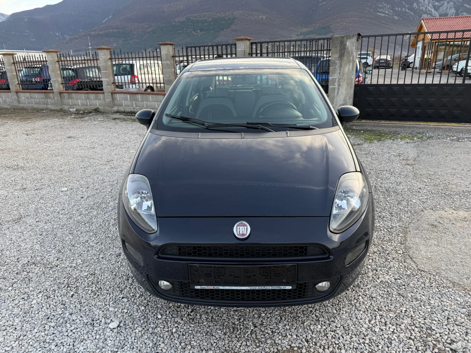 Fiat Punto 1.2 I EVO 70 к.с. - изображение 3