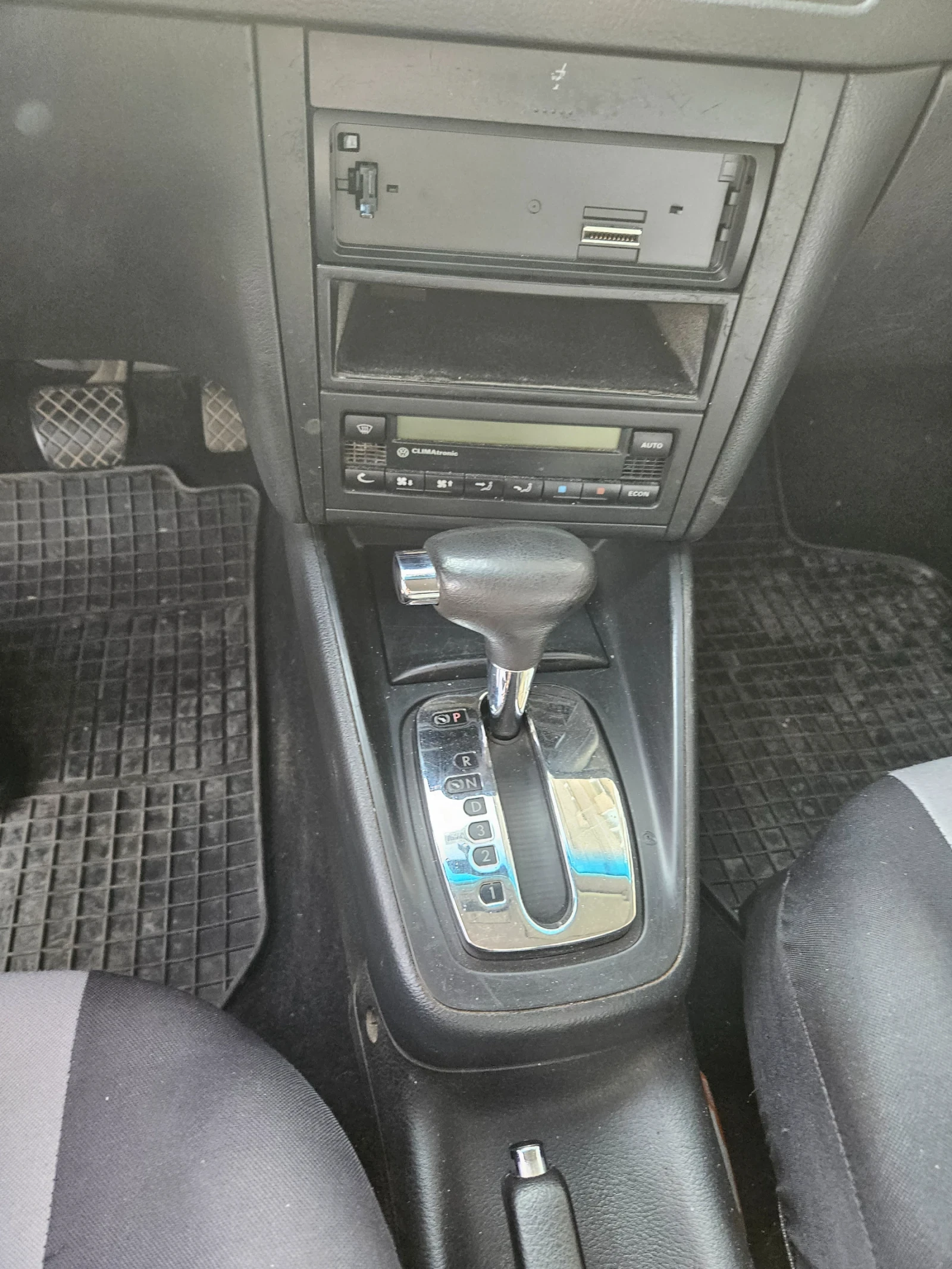 VW Golf  - изображение 5